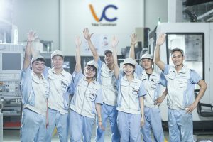 Công ty Việt Chuẩn là đơn vị có 15 năm kinh nghiệm trong lĩnh vực làm khuôn ép nhựa